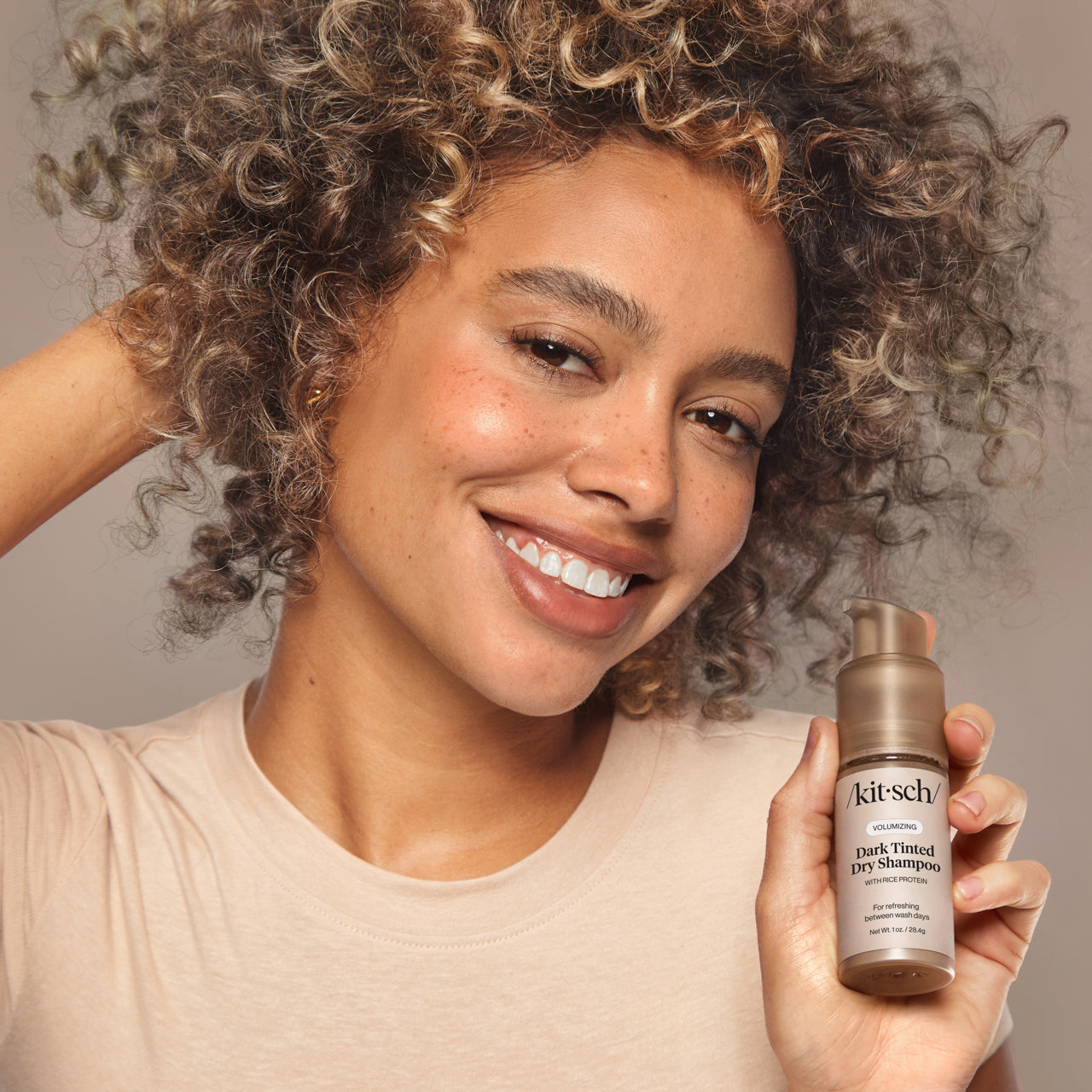 500942-VolumizingRiceProteinDryShampoo-DarkTinted-1oz-Consumables-Model-4-1280x1280px.jpg