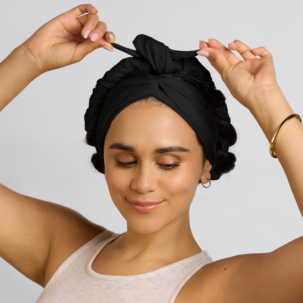 506463-Set_FlowActiveHeadband-Black-Sleep-Model-1280x1280px.jpg