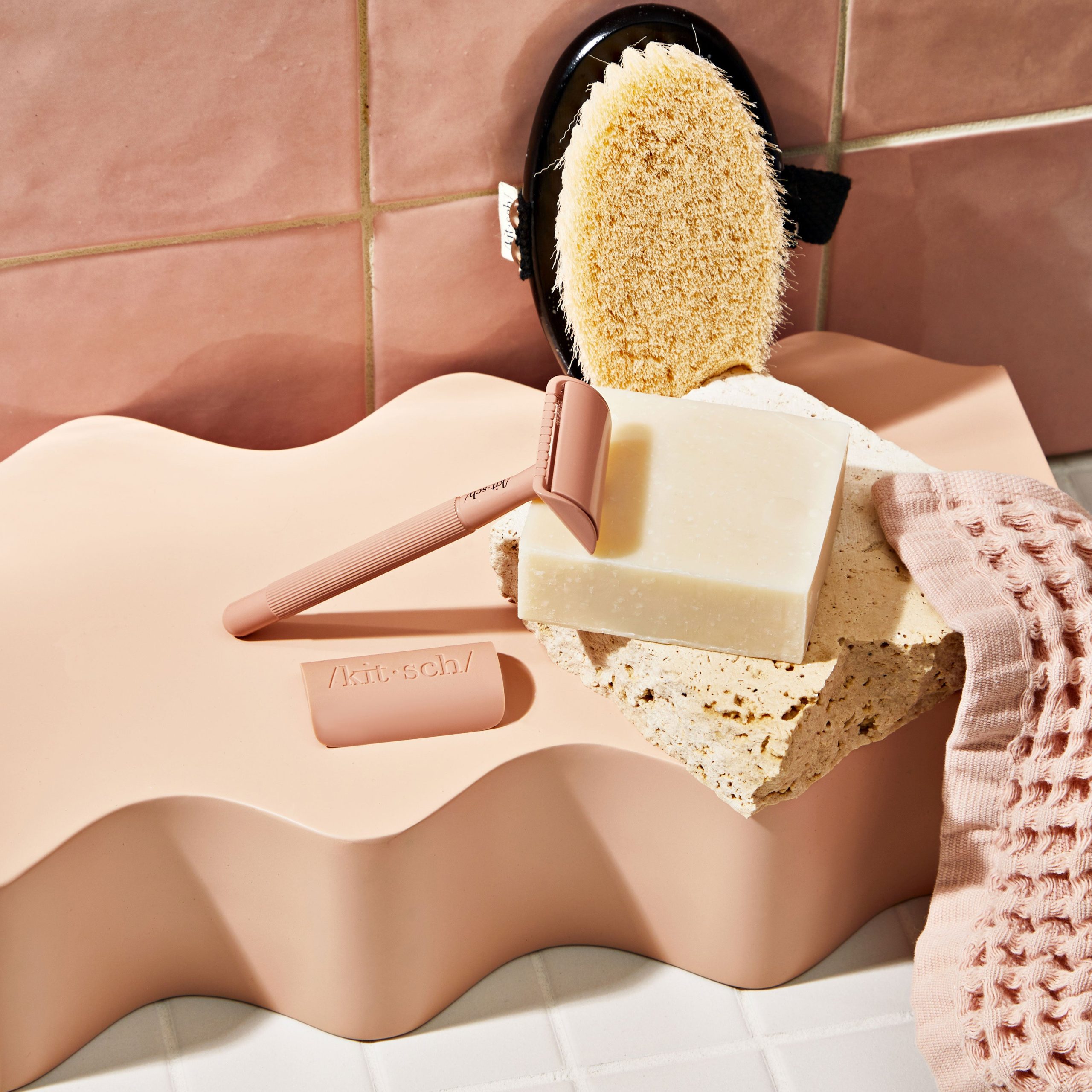 KITSCH_SHAVE_011723186_1x1_84c0f83a-549f-46f5-b7ee-de32dfb248ba.jpg